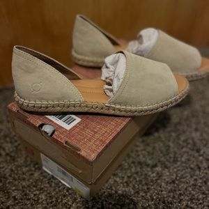 Born Women’s Seak Natural Sandal 9M